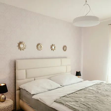 Appartement Luxury Zelny Trh 4